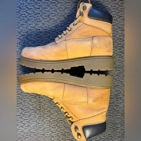 Men’s Wolverine Cheyenne Tan Leather Work Boots Style #W01038 Size 7.5