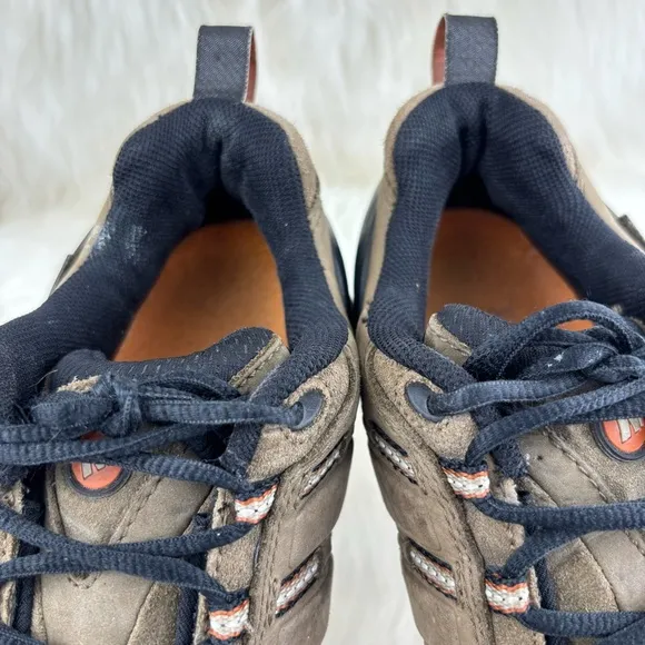 Merrell Hiking Athletic Shoes Brown and Black Trail Ready