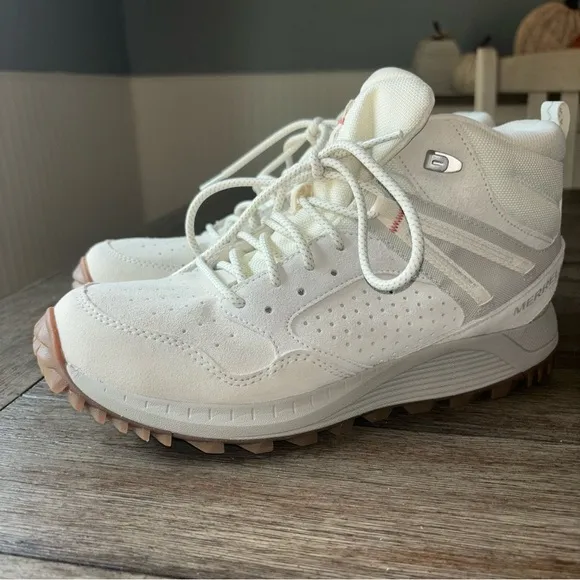 Merrell Hiking Boots NEW