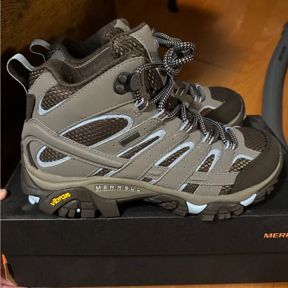 MERRELL HIKING WATERPROOF BOOTS MOAB 2 MID GTX J99796 WMNS SIZE 8 NWB