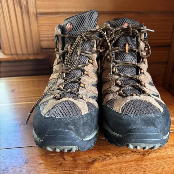 Merrell Men’s Moab Mid Waterproof j88623 hiking boots in Earth brown size 14