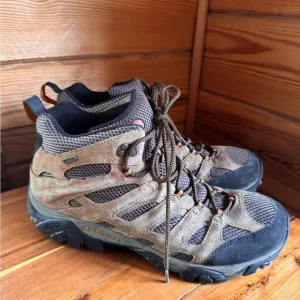 Merrell Men’s Moab Mid Waterproof j88623 hiking boots in Earth brown size 14