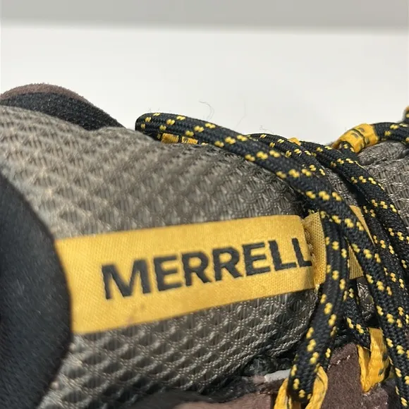 Merrell Men’s Oakcreek Mid Waterproof Hiking Boots Size 8.5