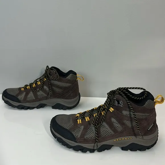 Merrell Men’s Oakcreek Mid Waterproof Hiking Boots Size 8.5