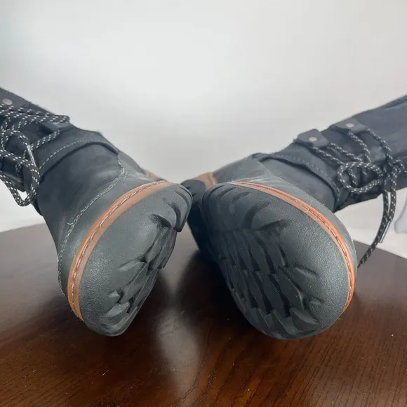 Merrell Sylva Boot Women's 11 Black Leather Faux Fur Side Zip Winter Shoe J02084