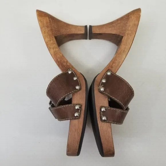 MIA 7M Brown Slides Wood Heels Chunky 90s Y2K Studs Sandals Buckles