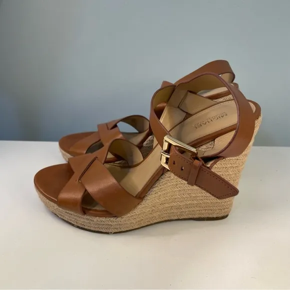 Michael Kors Tan Leatherr Espadrille Wedge Sandals Size 9