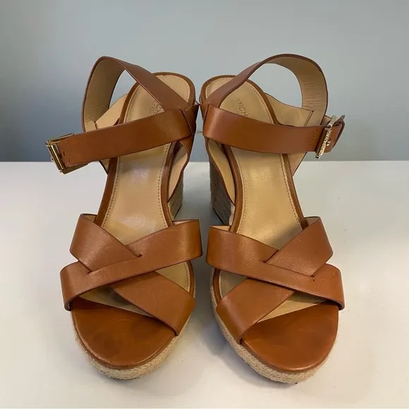 Michael Kors Tan Leatherr Espadrille Wedge Sandals Size 9