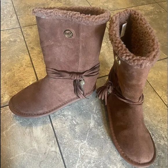 Michael Kors Pamina boots sz 2
