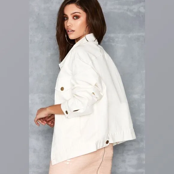 Mistress Rocks &quot;FATHOM' White Classic Oversized Denim Jacket in Size M