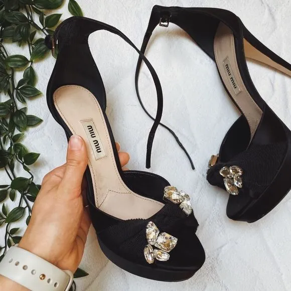 MIU MIU Black hight heels