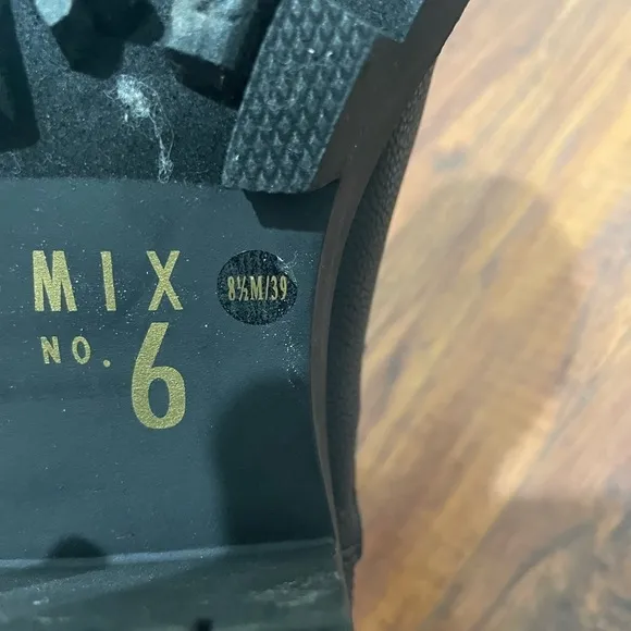 Mix No. 6 Boots 8 1/2 M 39