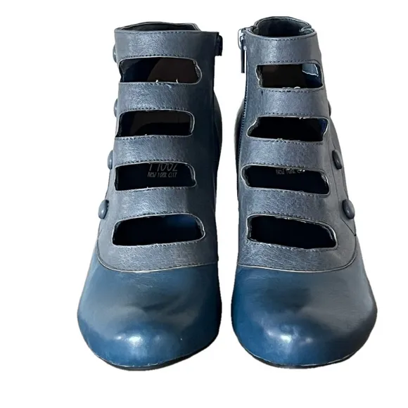 MIZ MOOZ Debra Blue Leather Ankle Boots Victorian Rockabilly Size 8