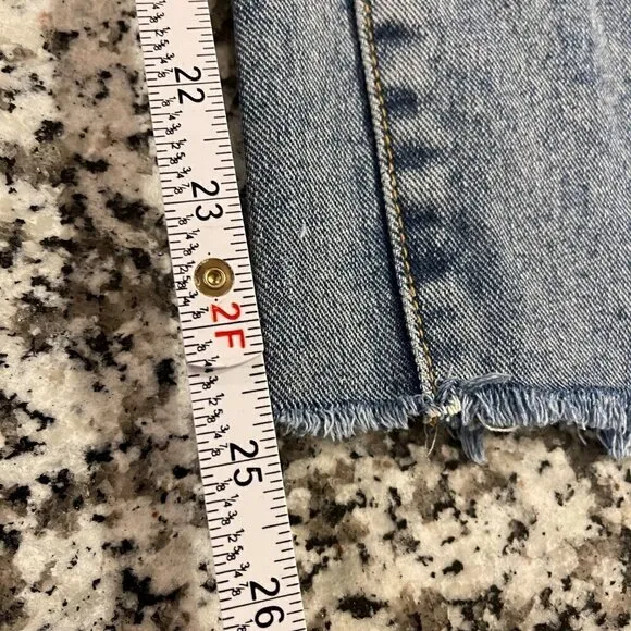 Momokrom Distressed Blue Denim Vintage High-Waisted Mom Jeans 10 Frayed Hem