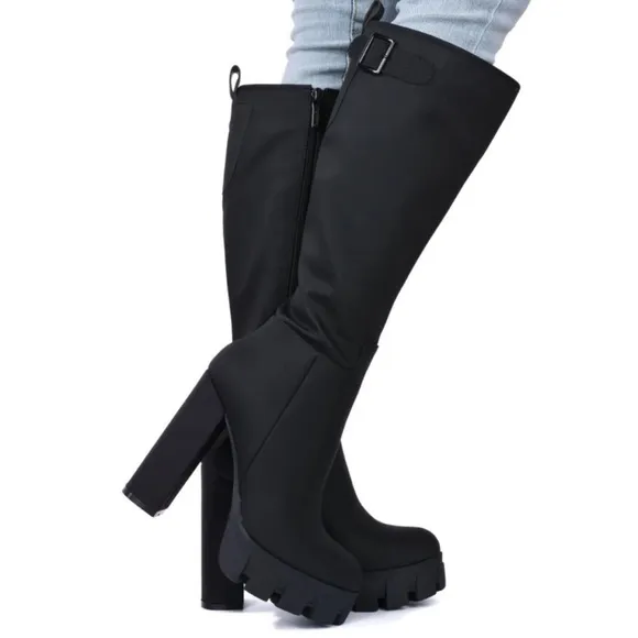 Monica platform boot black