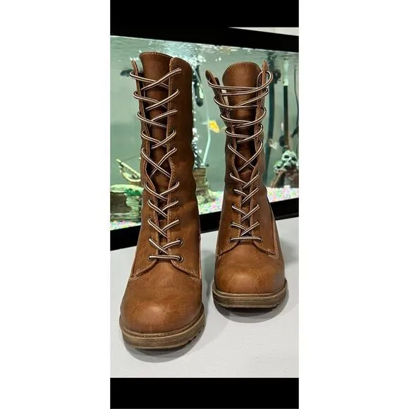 Mudd block heel Boots calf-high with fur inside size 8