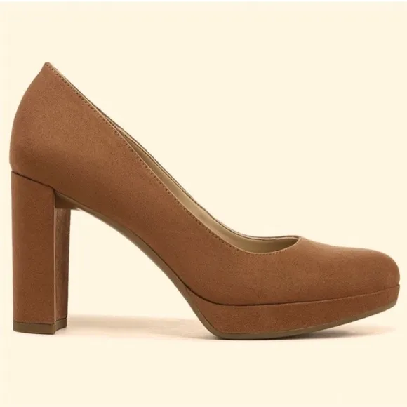 Naturalizer Synth Suede Berlin Platform in Brown size 5.5