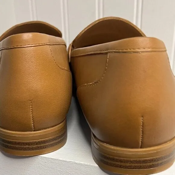 Naturalizer Women Mia Slip On Flat Loafer in English Tea Brown Size 11