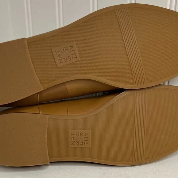 Naturalizer Women Mia Slip On Flat Loafer in English Tea Brown Size 11
