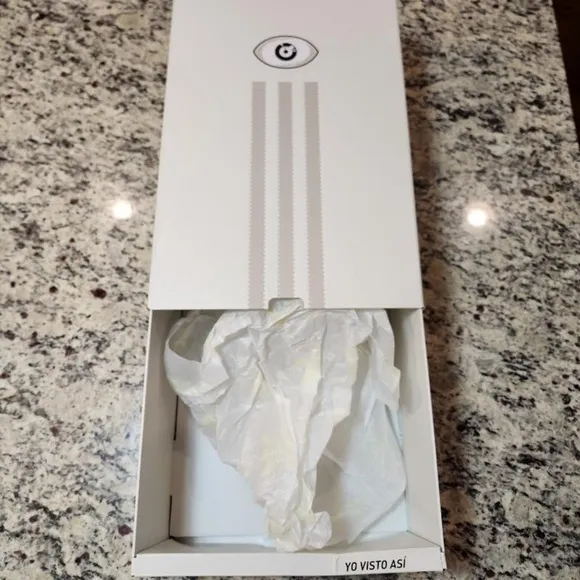 NEW Adidas x Bad Bunny Colab Sneaker size 10