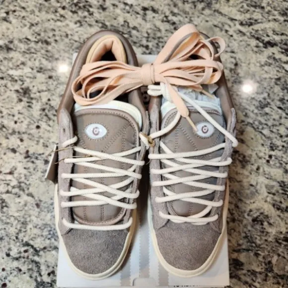 NEW Adidas x Bad Bunny Colab Sneaker size 10