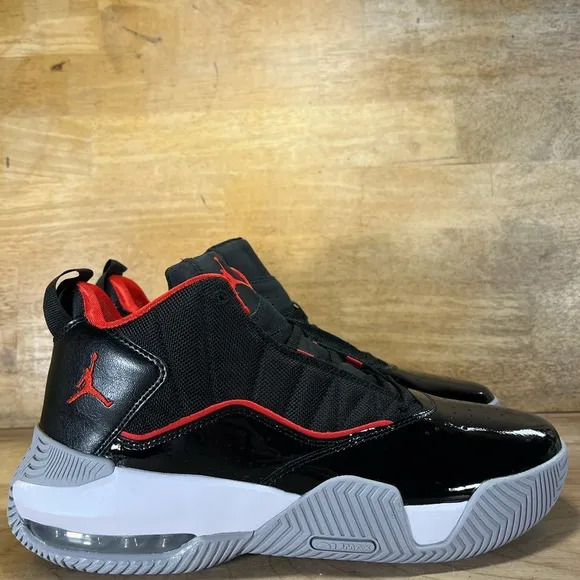NEW Air Jordan Stay Loyal Mens Size 10 Shoes Sneakers Black Red White DB2884-001