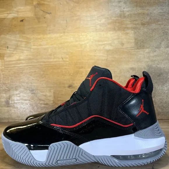NEW Air Jordan Stay Loyal Mens Size 10 Shoes Sneakers Black Red White DB2884-001
