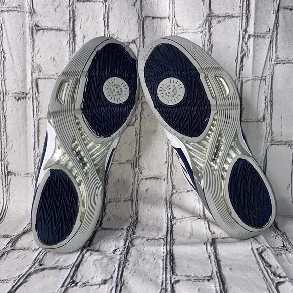 New Balance 1005 Women’s White Blue Tennis Running Shoes Size 13