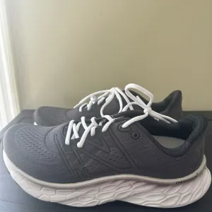 New Balance Fresh Foam X 880v12 Color: Gray Size: 11D