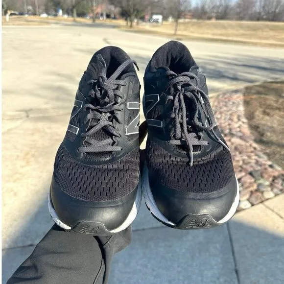 New Balance Men's 840 V4 Athletic Running Shoes Size 13 Black Magnet