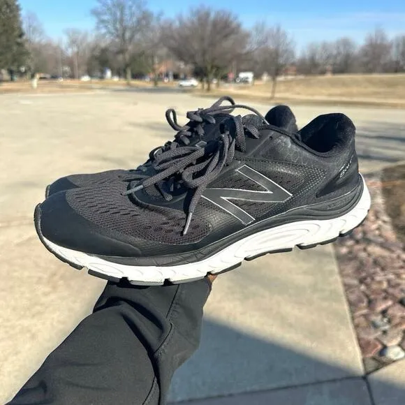 New Balance Men's 840 V4 Athletic Running Shoes Size 13 Black Magnet
