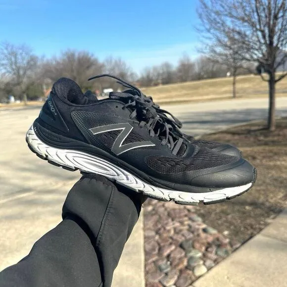 New Balance Men's 840 V4 Athletic Running Shoes Size 13 Black Magnet