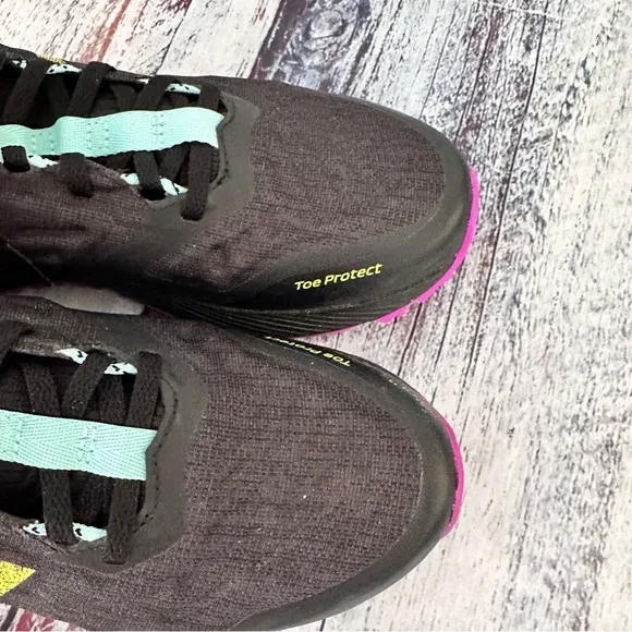 New Balance Nitrel SpeedRide Women’s Trail Running Shoes Like New Condition