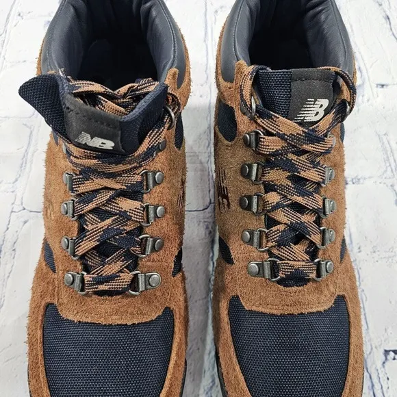 New Balance Rainier Hiking Sneaker Boots Brown URAINECA MENS SIZE 10.5