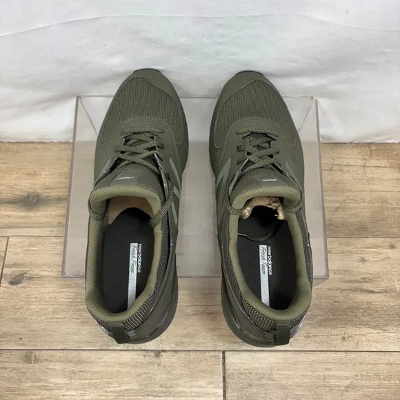 New Balance Sneakers Mens Size 9.5 US Green 574 Army Olive MS574SCJ Running