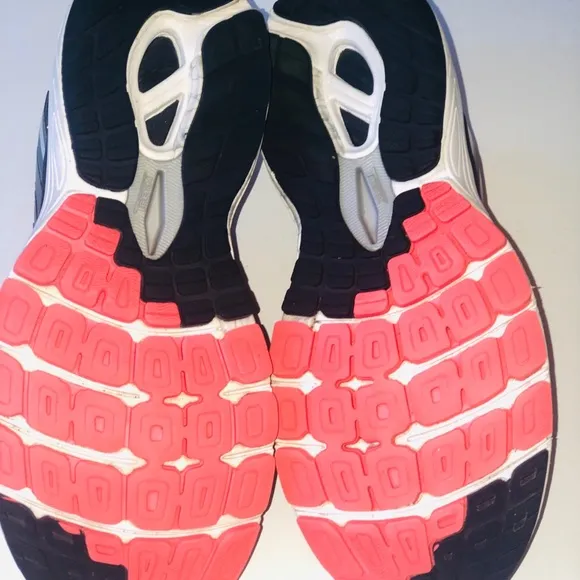 New Balance Women’s Running Shoes