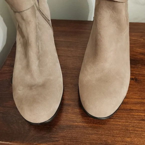 New Ecco Dress Classic 35 Buckle Ankle Boots Size 40, U.S. 9