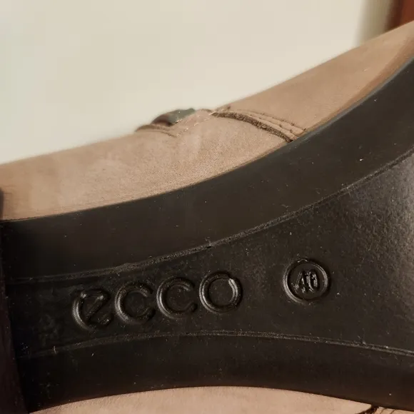 New Ecco Dress Classic 35 Buckle Ankle Boots Size 40, U.S. 9