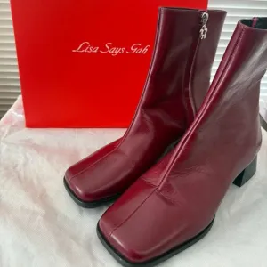NEW Lisa Says Gah Leather Quincy Boot in Red – Womens size 9