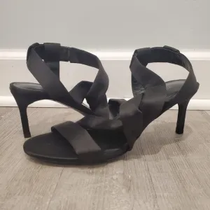 NEW New Via Spiga Black Satin Sandals Heels