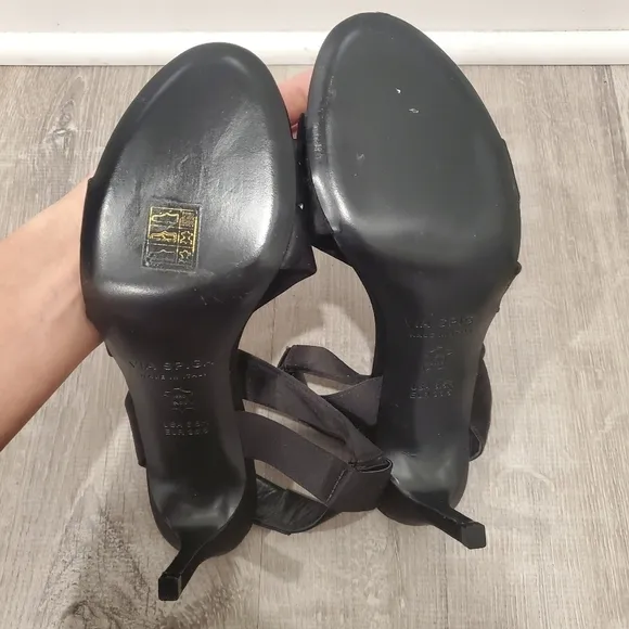 NEW New Via Spiga Black Satin Sandals Heels