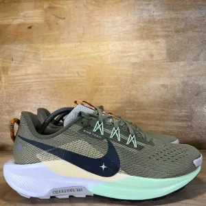 NEW Nike Pegasus Trail 5 Mens Sz 10.5 Trail Running Shoes Sneakers Medium Olive