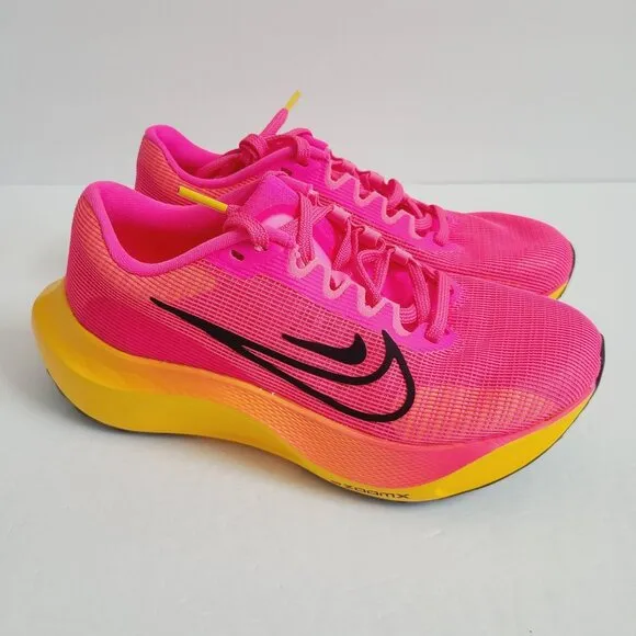 NEW Nike Womens Zoom Fly 5 Running Shoes DM8974-601 Size 5.5 Pink