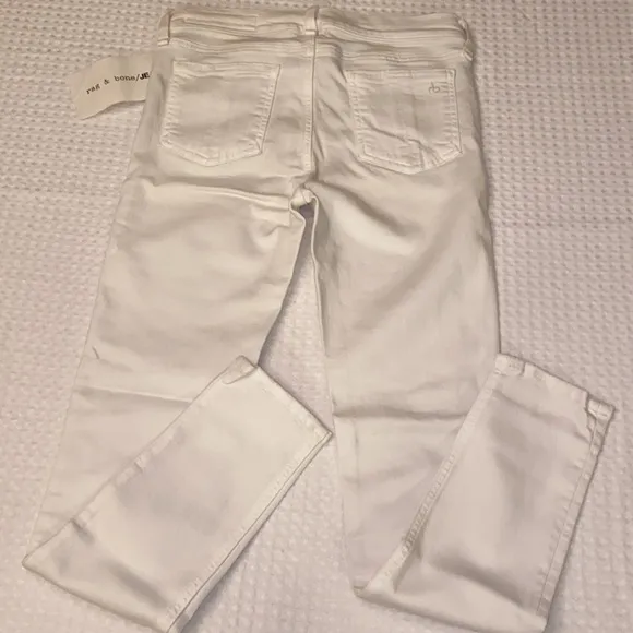 NEW! rag &amp; bone Size 27 White With Holes Capri Denim Jeans