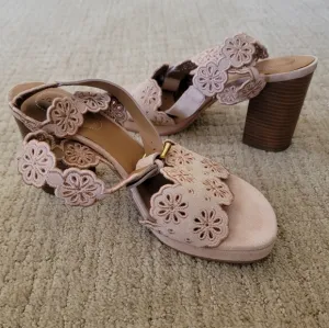 New See By Chloe Laser-Cut Floral Kristy Heeled Sandals in Tan, Size 37