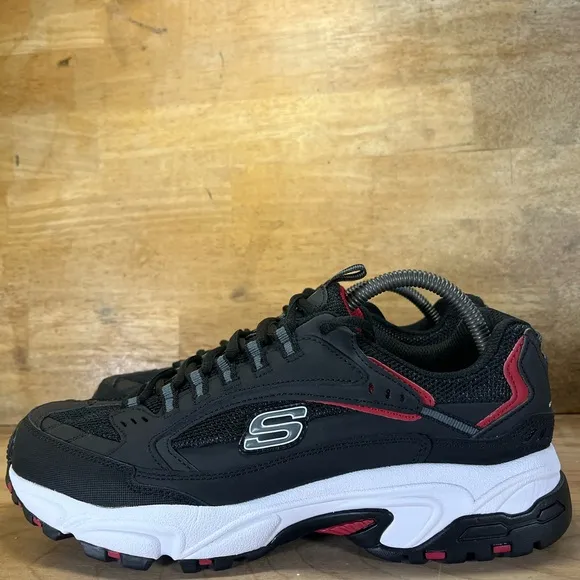NEW Skechers Stamina Cutback Womens Sz 10.5 Xtra Wide Training Shoes Black Red