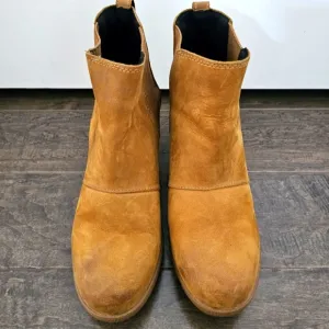 New Sorel Joan of Artic Camel Brown Women's Ankle Heigh Leather Rain Boots sz 9