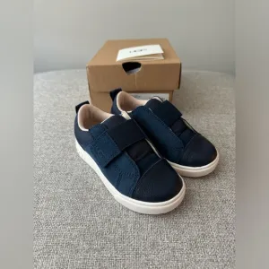 New Toddler Ugg Rennon Low Top Sneakers