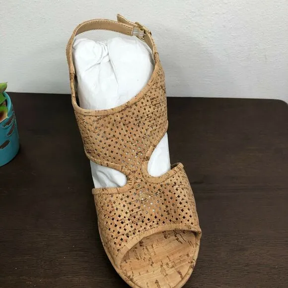 NEW VANELI Eleni Natural Cork Wedge Sandals Gold Buckle Open Toe Heels Size 11M