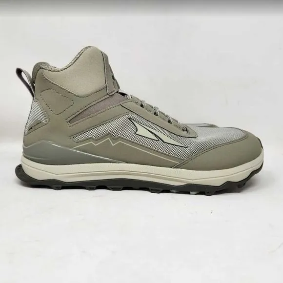 New women's 10.5 Altra Lone Peak Hiker Khaki hiking boots
